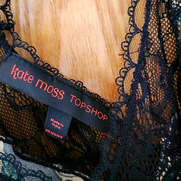 Dress - Picture 5 of 5